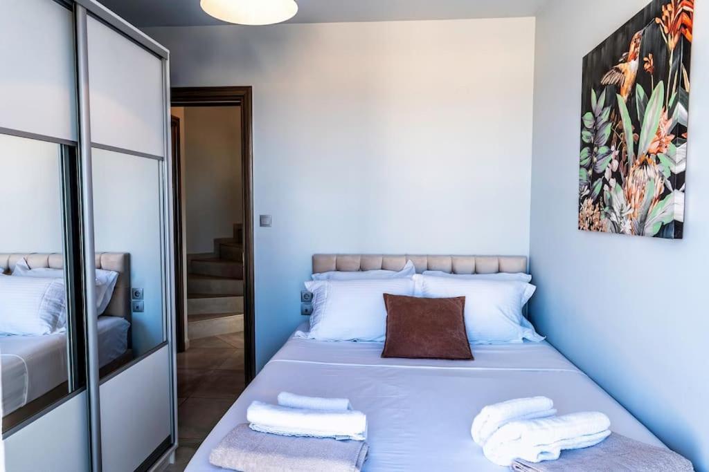 Zefyros Suite , Seafront Retreat ! Pánormos Dış mekan fotoğraf