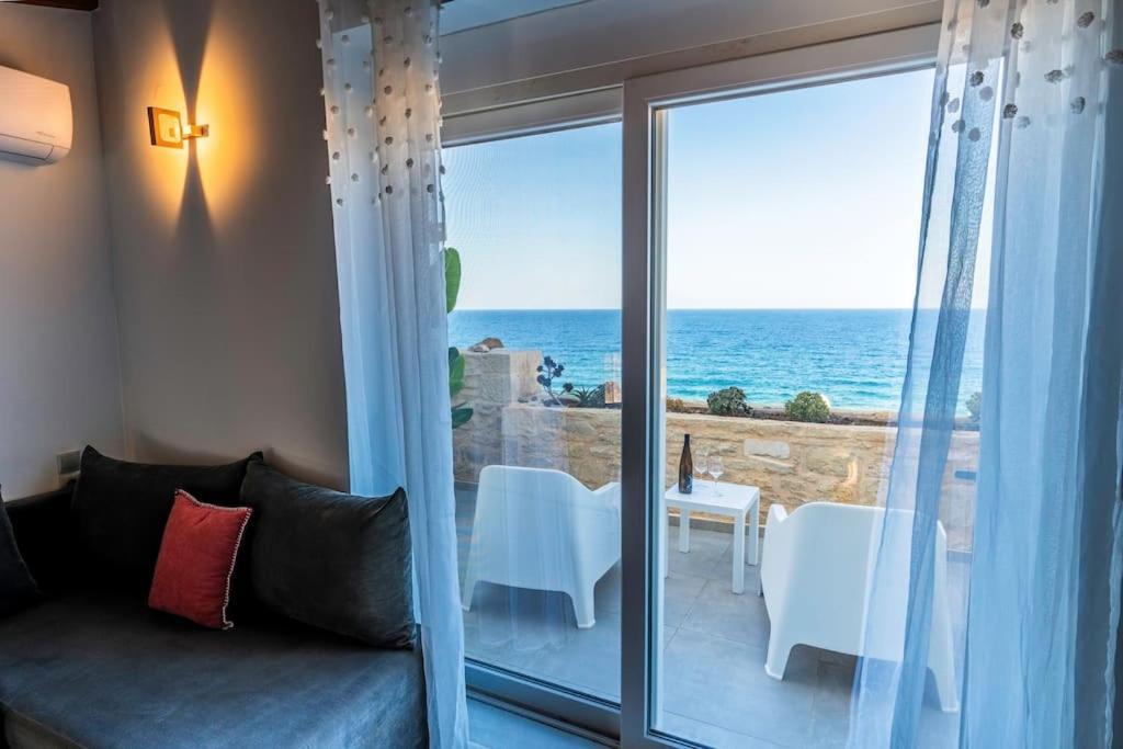Zefyros Suite , Seafront Retreat ! Pánormos Dış mekan fotoğraf