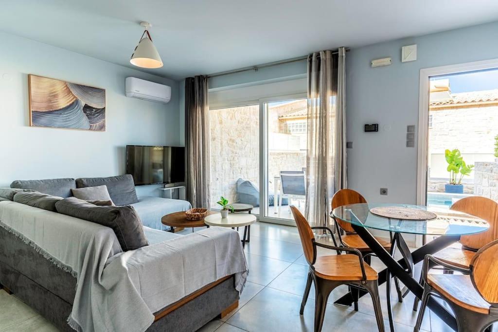 Zefyros Suite , Seafront Retreat ! Pánormos Dış mekan fotoğraf